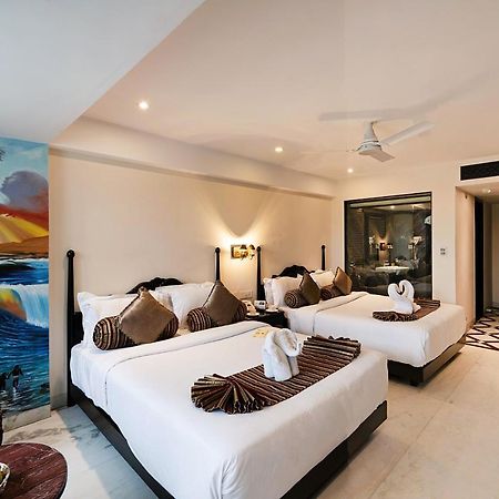 Ellbee Ganga View Hotel Rishīkesh Buitenkant foto