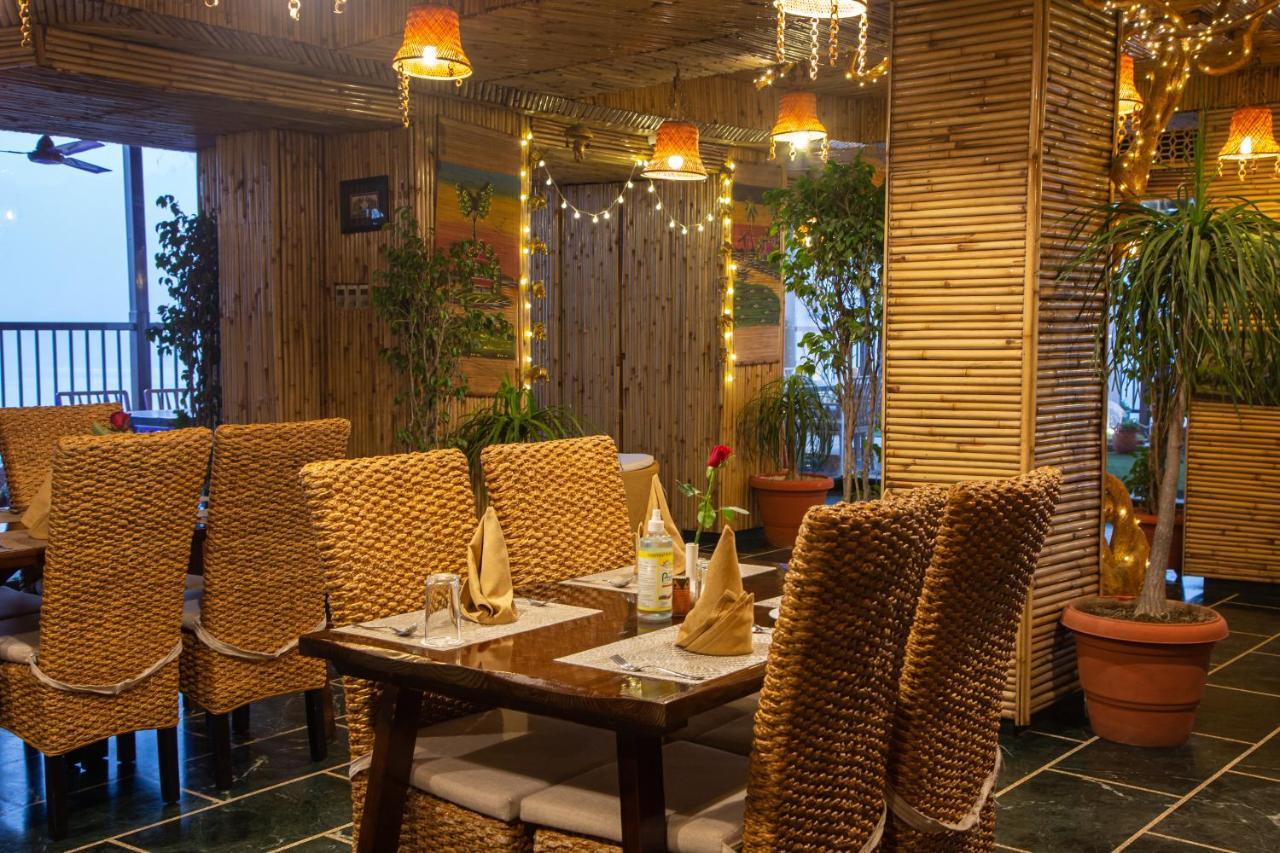 Ellbee Ganga View Hotel Rishīkesh Buitenkant foto
