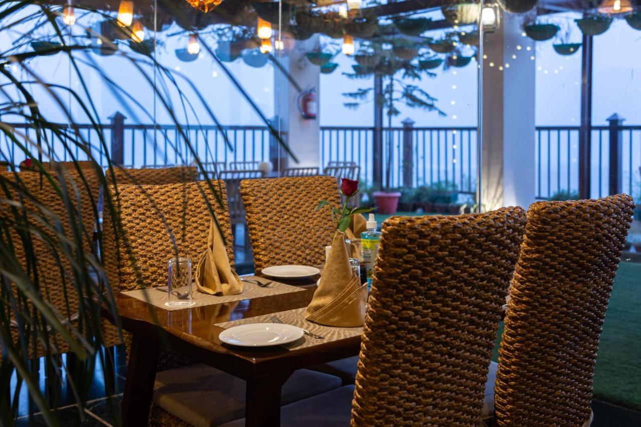 Ellbee Ganga View Hotel Rishīkesh Buitenkant foto