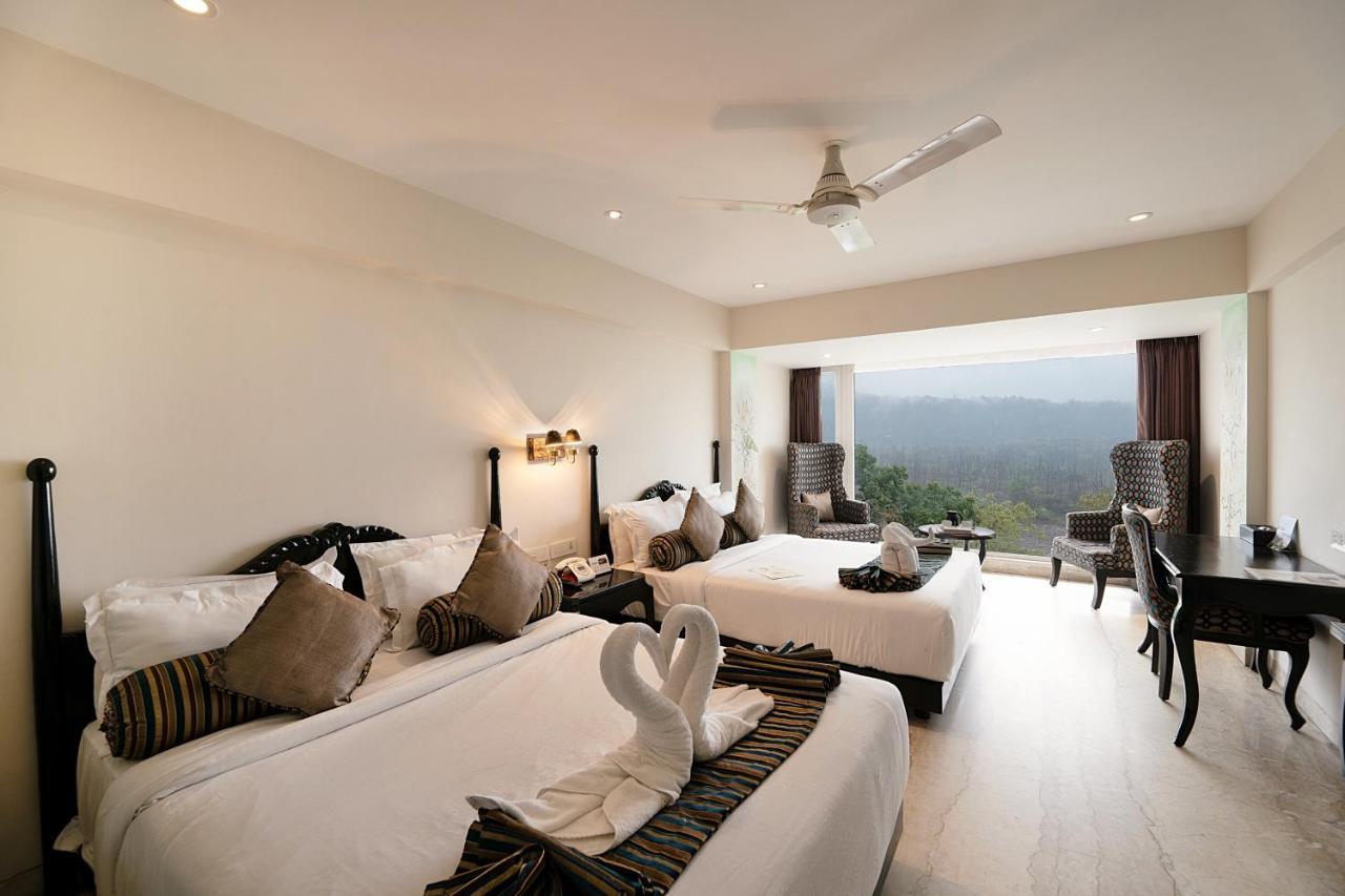 Ellbee Ganga View Hotel Rishīkesh Buitenkant foto